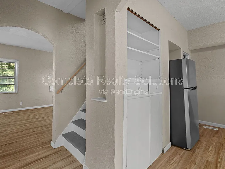 7109 Eugene Ave — Photo 14
