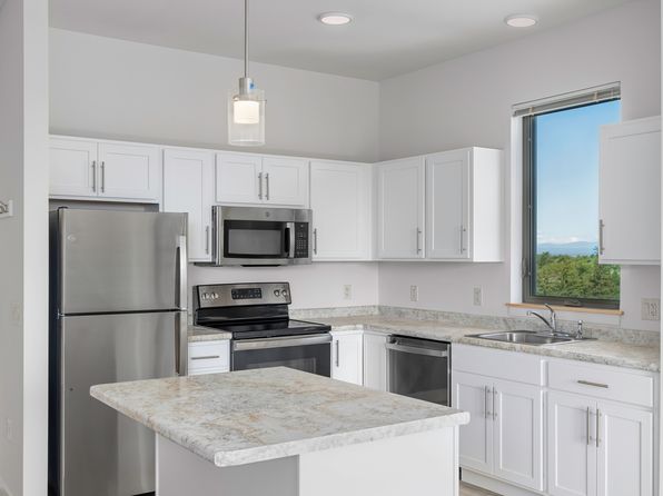 70 Cambrian Way #500