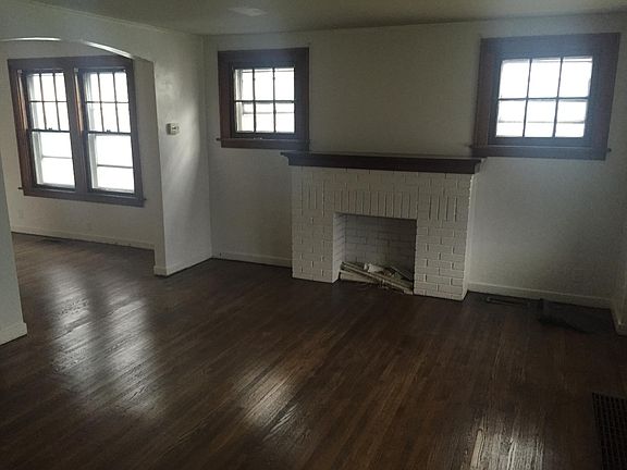 2nd image of 69L Hobmoor Ave #L