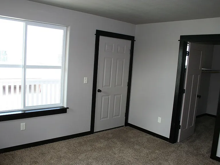 2282 Gallatin Green — Photo 27
