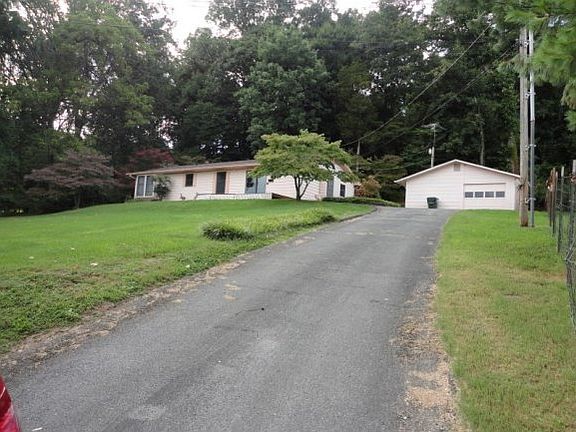 2nd image of 509 E Mountainview Road