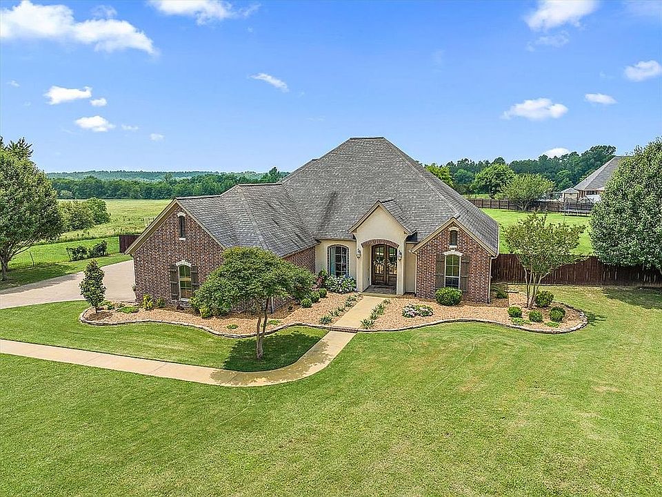 1st image of 240 County Road 8261