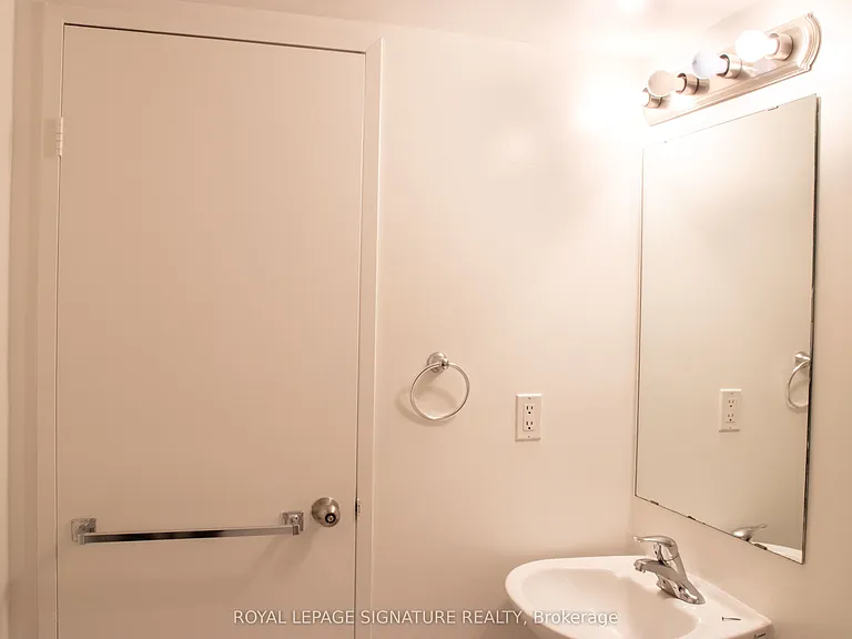 1001 Bay St #3403 — Photo 26