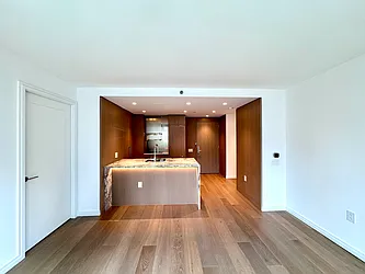 Rented by LEVEN Real Estate