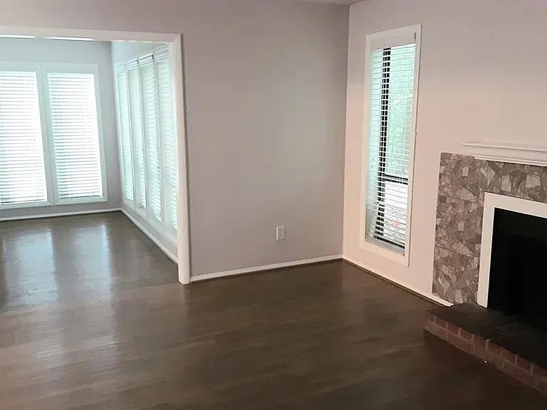 9400 Roberts Dr #2C — Photo 12
