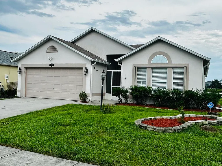 3865 La Flor Dr — Photo 1