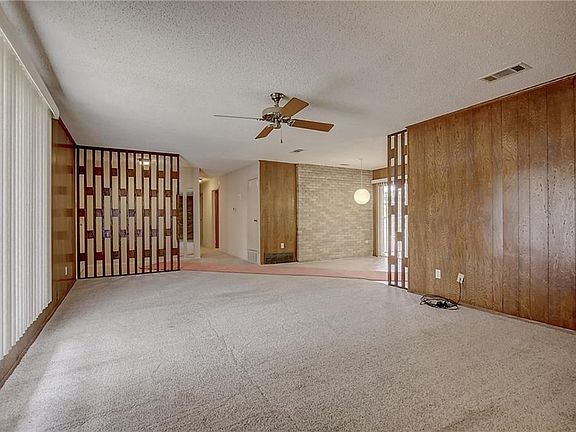 2nd image of 1505 Capetown Dr