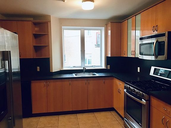 5th image of 2800 E 29th St #201