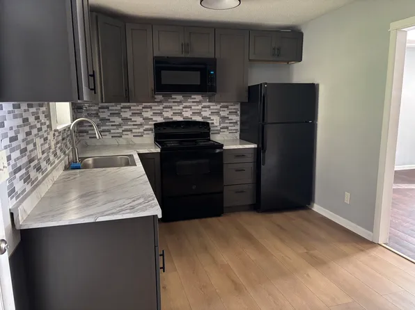 1011 Murphy Rd APT 8, Sevierville, TN 37862