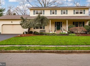 7 Yeger Rd, West Windsor, NJ 08550