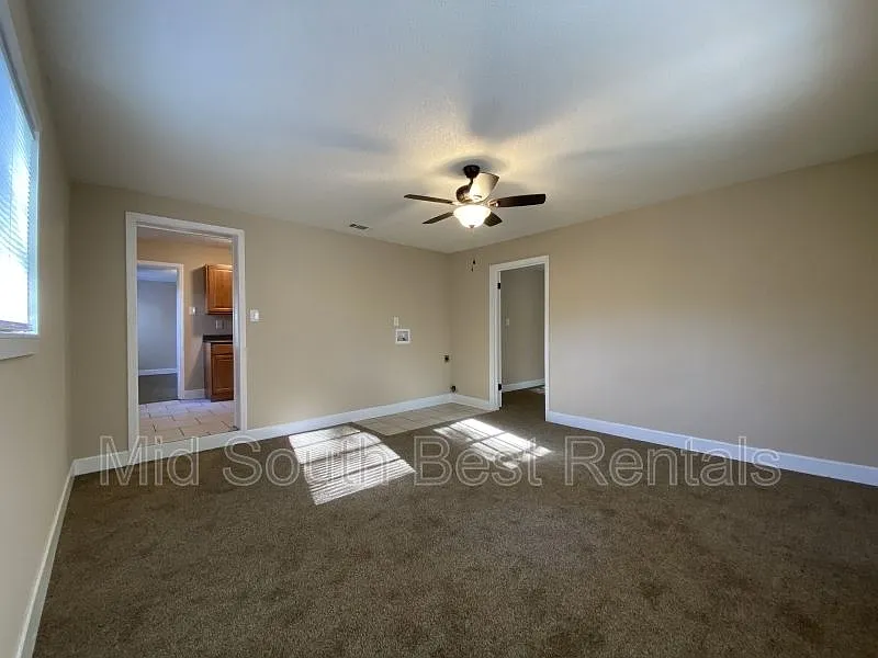3629 Vivia Ave — Photo 4