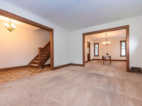 5th image of 625 S Taylor Ave