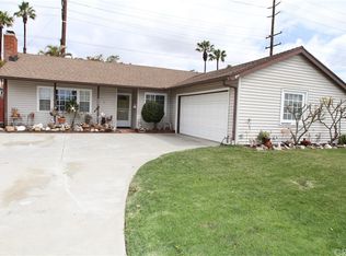 8341 Amsterdam Dr, Huntington Beach, CA 92647