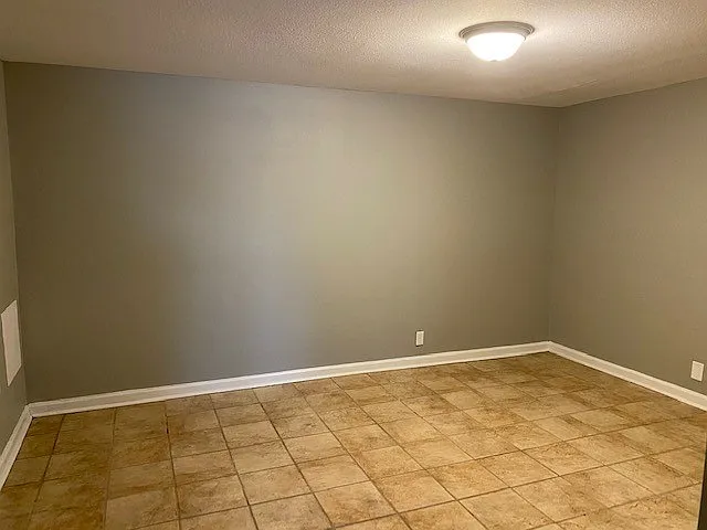 115 Walnut St — Photo 11