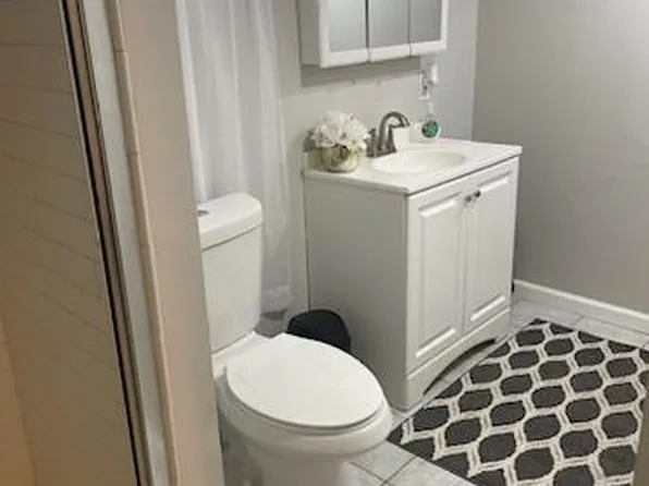 (undisclosed Address), Elmont, NY 11003