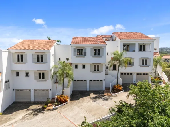 3 The Foursome Villas Blvd #Rio, Rio Grande, PR 00745