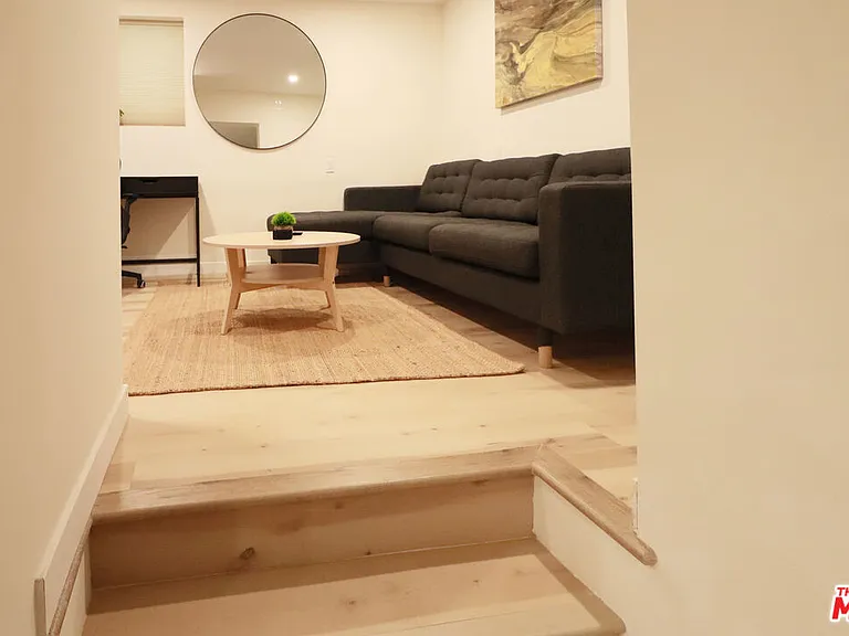 944 N San Vicente Blvd #10 — Photo 9