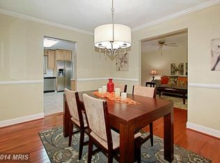 8507 Ivybridge Ct, Springfield, VA 22152