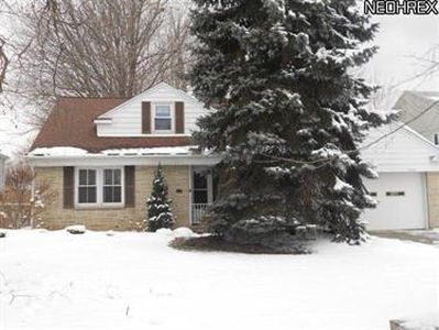 2290 Richmond Rd, Beachwood, OH, 44122