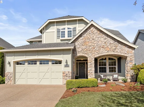 11851 SE Aerie Crescent Rd, Happy Valley, OR 97086