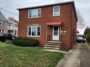 5985 Ridge Rd, Parma, OH 44129