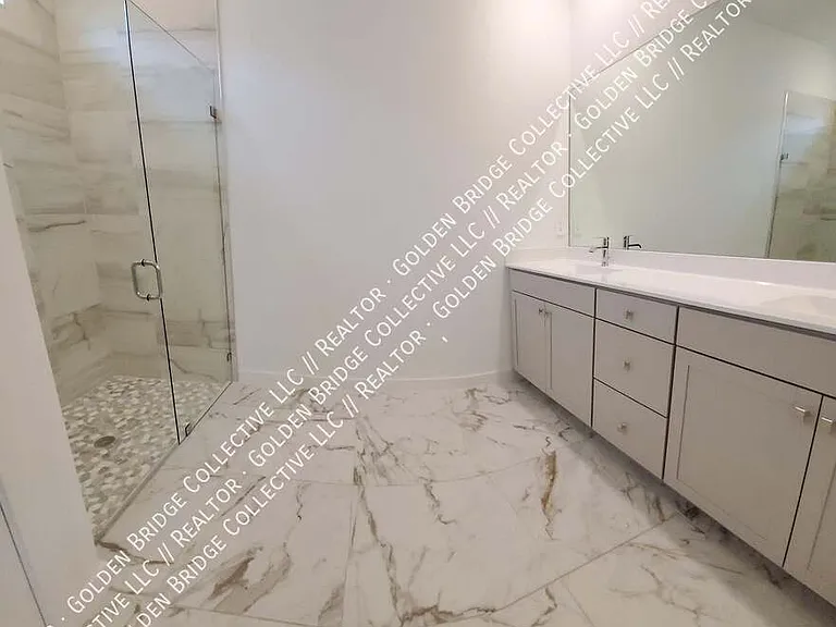 1949 NE Ocean Dunes Dr — Photo 5
