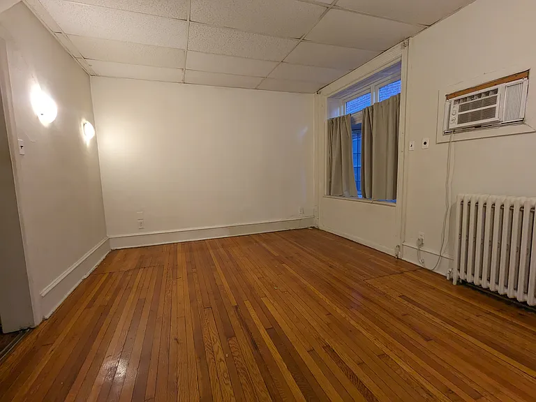 4520-spruce-st-1f-4-2