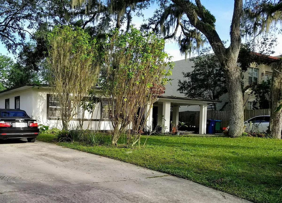 3 bed, 1310 sqft, $2,495 — Photo 1