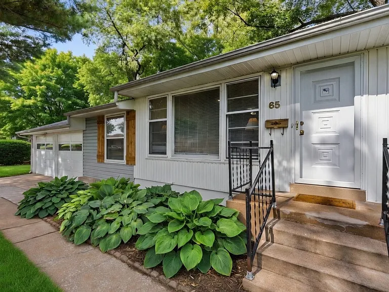 65 Saint Virgil Ln — Photo 3