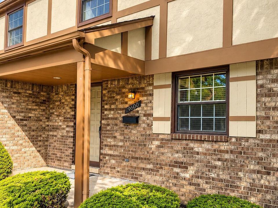 2nd image of 19600 Raleigh Cir S