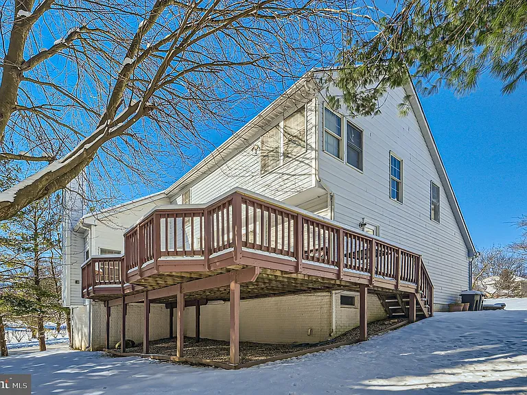 8 Sapphire Hill Ct — Photo 33