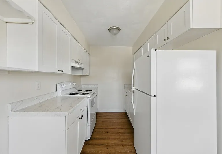 711 Easy St #2 — Photo 6