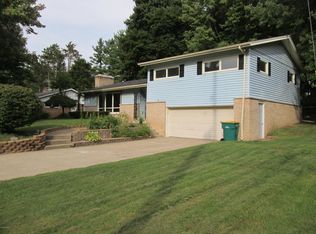 57 Birch Hill Dr, Battle Creek, MI 49015