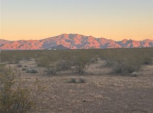 215-09-014E Centennial, Golden Valley, AZ 86413