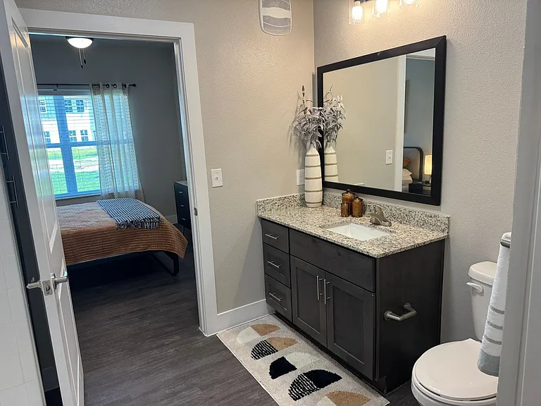 Legacy Lockhart Senior Apartments — Photo 60