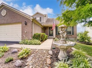 131 Waterstone Dr, Franklin, OH 45005