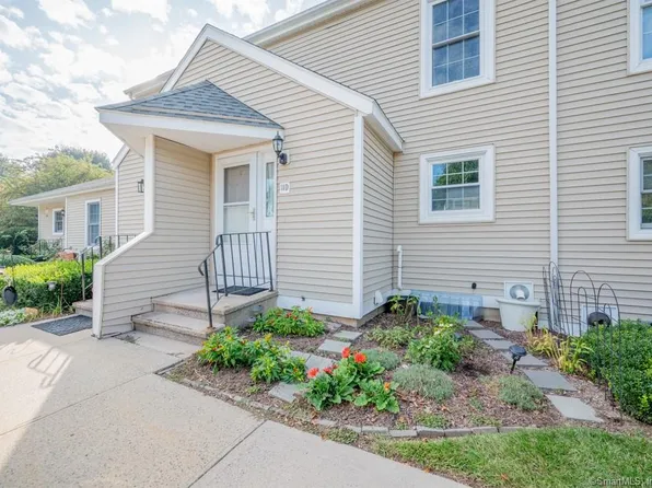 11 The Hamlet #D, Enfield, CT 06082