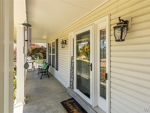 3rd image of 339 Buckington St