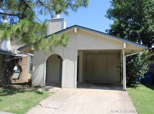 10821 E 15th Pl, Tulsa, OK 74128