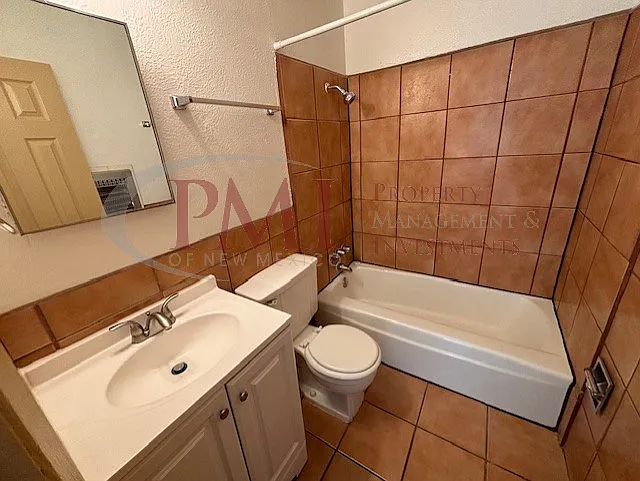 2105 Espina Street #10 — Photo 51