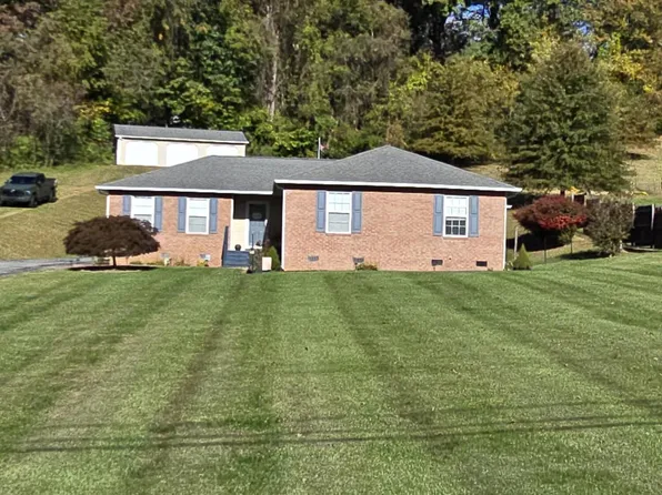 664 Cross Community Rd, Blountville, TN 37617