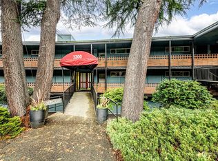 3200 W Commodore Way APT 205, Seattle, WA 98199