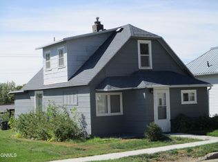 911 4th Ave, Washburn, ND 58577