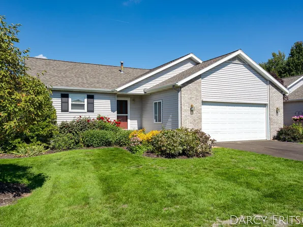 1501 Dexter Dr SW #35, Byron Center, MI 49315