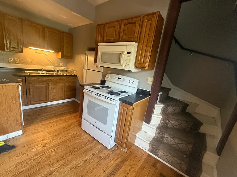 1040 Jessie St #3 — Photo 2