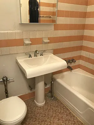 Rented by Zuz Realty | media 34