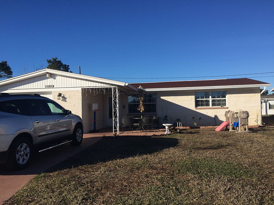 1st image of 3851 Cedarwood Dr