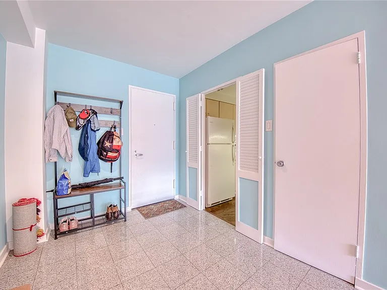 320 Fort Duquesne Blvd #16B — Photo 17
