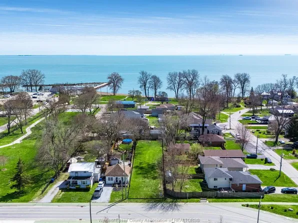 97 County Road 50 W, Essex, ON N0R 1G0