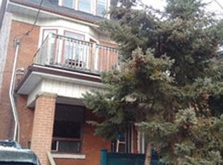 198 Howard Park Ave #1, Toronto, ON M6R1W1